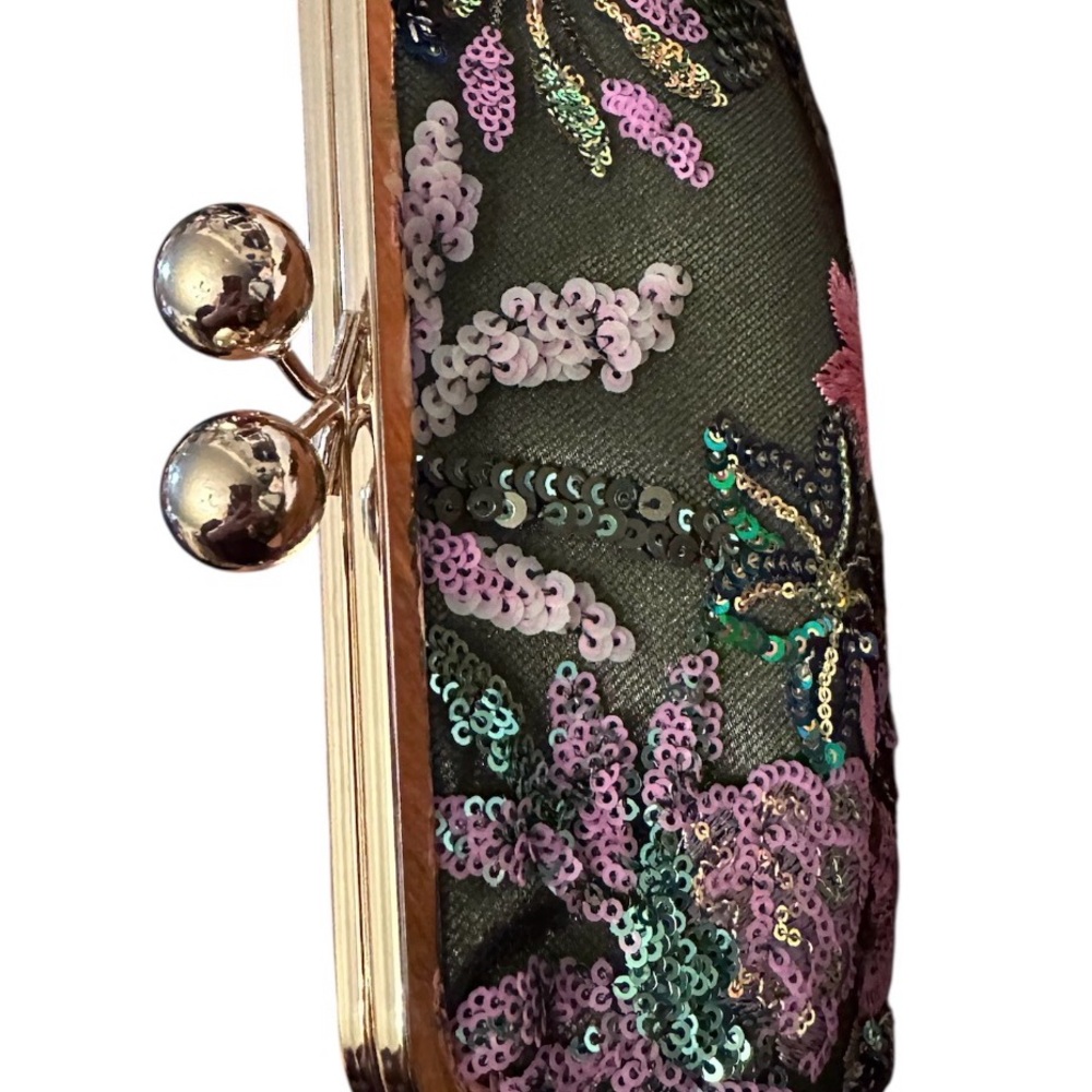 New Elegant Floral Embroidered Clutch or Shoulder Bag Glamorous Sequined - Picture 3 of 7